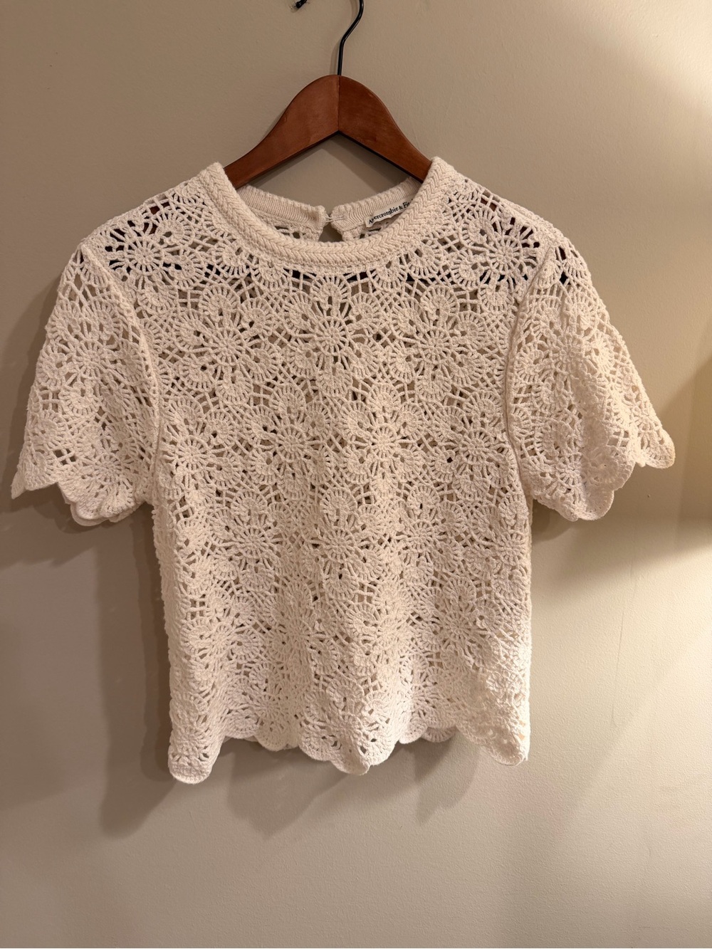 Abercrombie & Fitch Ivory Crochet Open Knit Top 🤍🤍